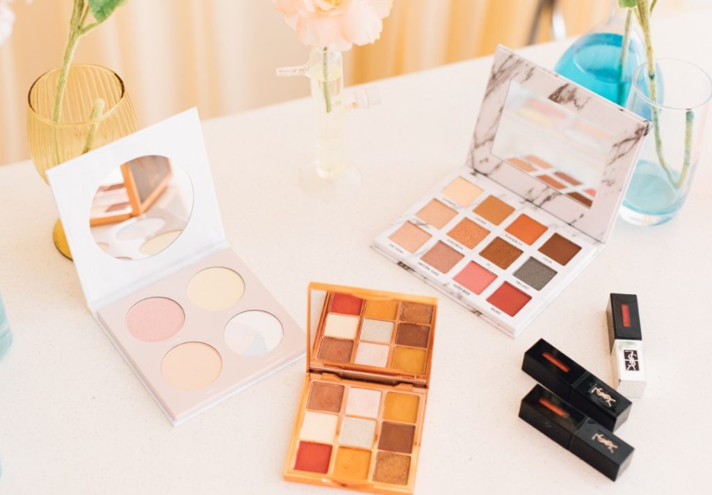 Makeup before online teaching